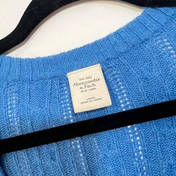 Vintage Abercrombie & Fitch Y2K Blue Cable Knit V-Neck Long Sweater L Preppy - Picture 3 of 5